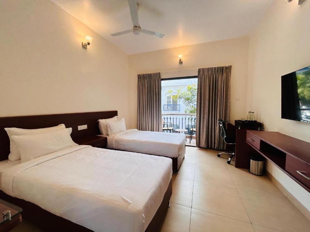 Le Miami Resort Pondicherry Exterior photo